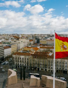 pexels-mikhail-nilov-8430374